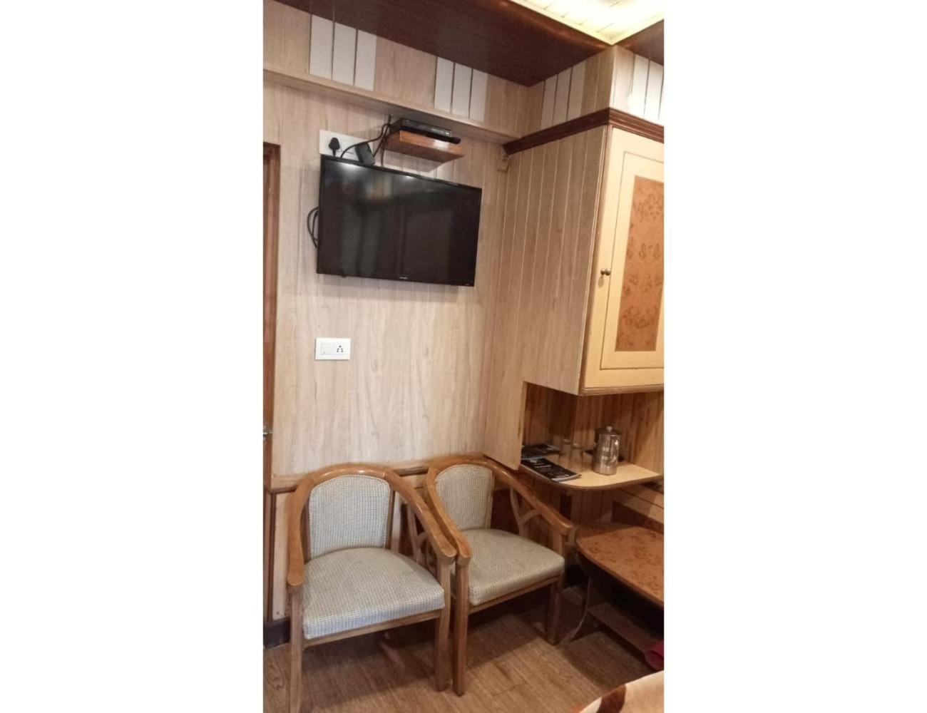 Hotel Doegar, Shimla Extérieur photo