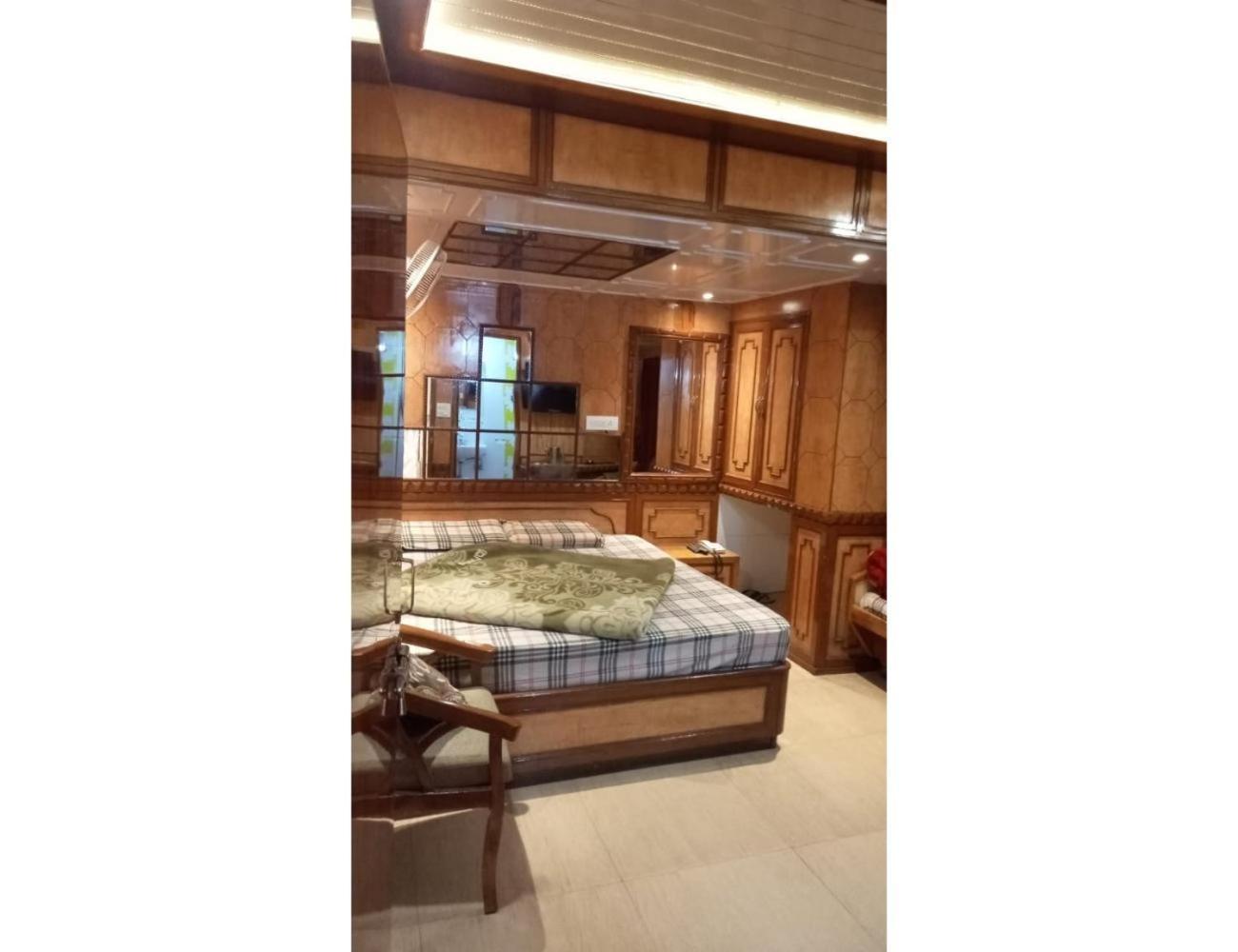 Hotel Doegar, Shimla Extérieur photo