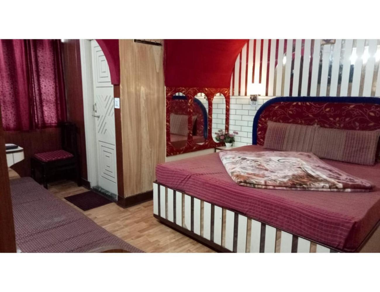 Hotel Doegar, Shimla Extérieur photo