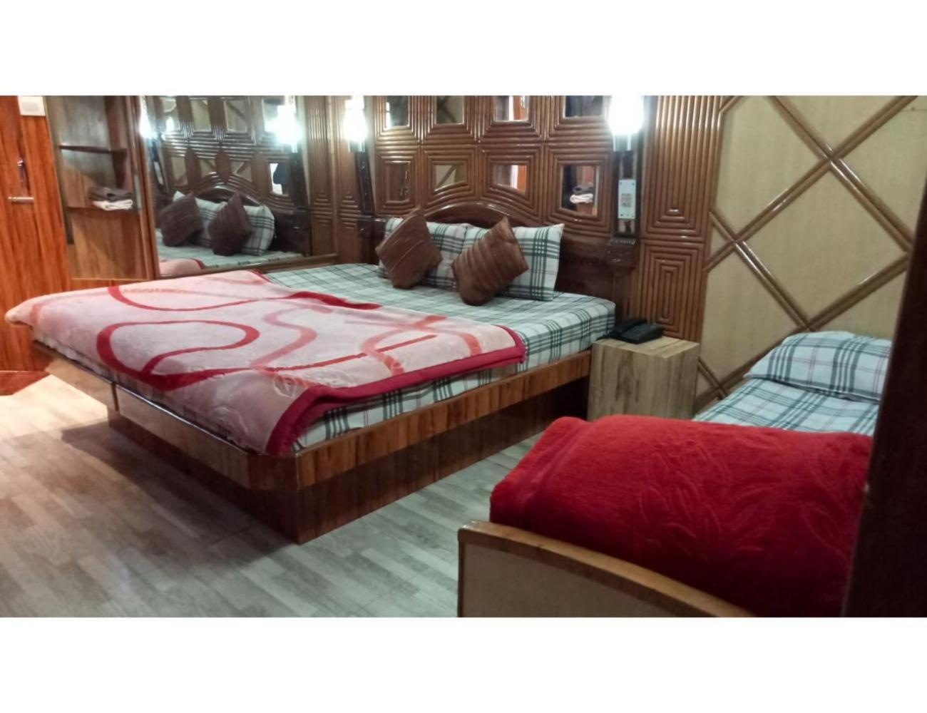 Hotel Doegar, Shimla Extérieur photo
